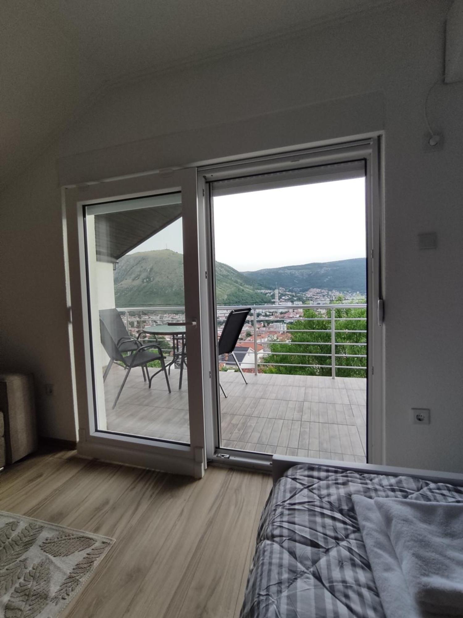 View Of The City - Studio Apartment โมสตาร์ ภายนอก รูปภาพ